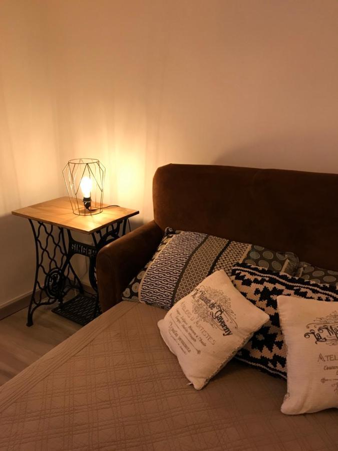 Le Grenier De Manee Villa Villemoustaussou Ngoại thất bức ảnh